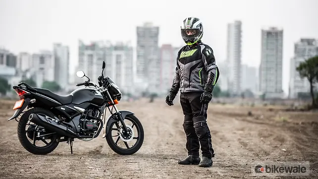 Honda CB Unicorn 150 Rear Three-Quarter