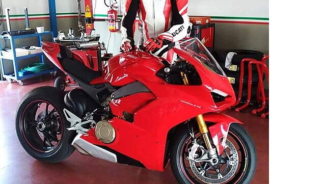 Ducati V4 superbike spotted undisguised