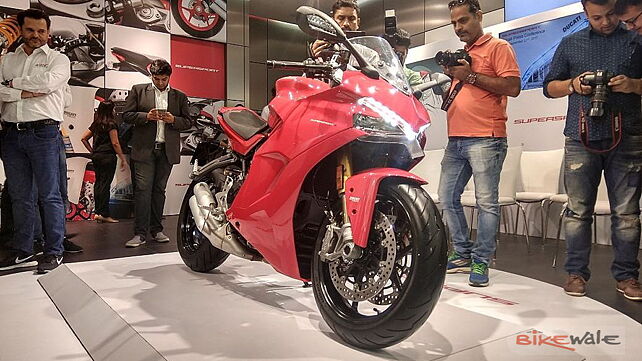 Ducati SuperSport and SuperSport S photo gallery