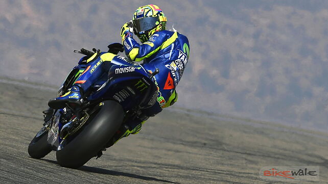 MotoGP Aragon: broken leg doesn't slow Rossi down at all