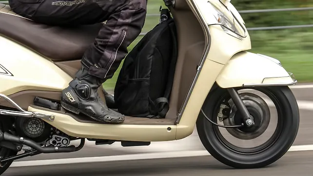 TVS Jupiter Classic vs TVS Victor: Comparison test - BikeWale