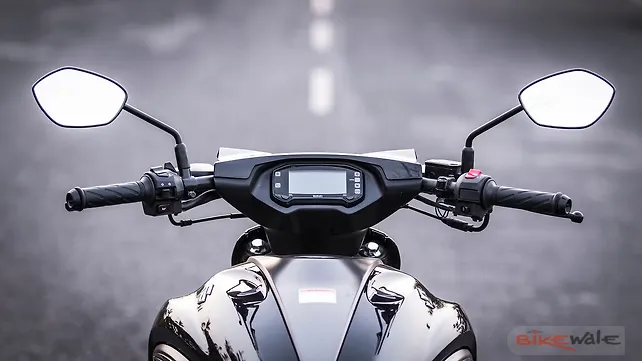 Suzuki Intruder 150 First Ride Review - BikeWale