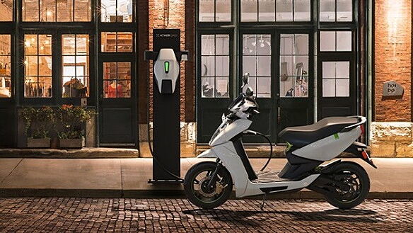 Ather 340 and 450 electric scooters launched in India at Rs 1.09 lakhs