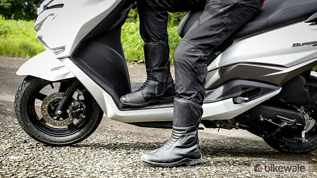 Venom Traction Long Touring boots