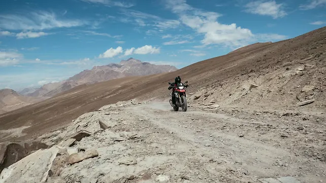BMW Mountain Safari: Delhi to Ladakh on the G 310 GS - BikeWale