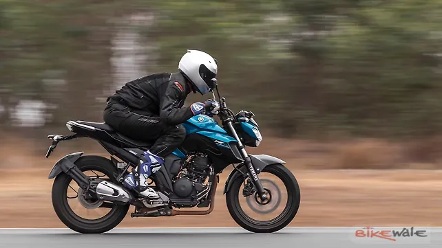 Yamaha FZ25 Long Term Report 4 Track