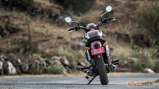 2019 Jawa Standard First Ride Review - BikeWale