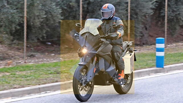 New KTM 1290 Super Adventure spotted testing