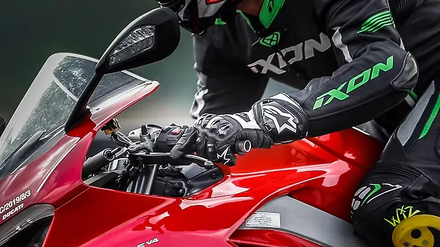 Alpinestars Supertech Gloves Review: 3-month update - BikeWale