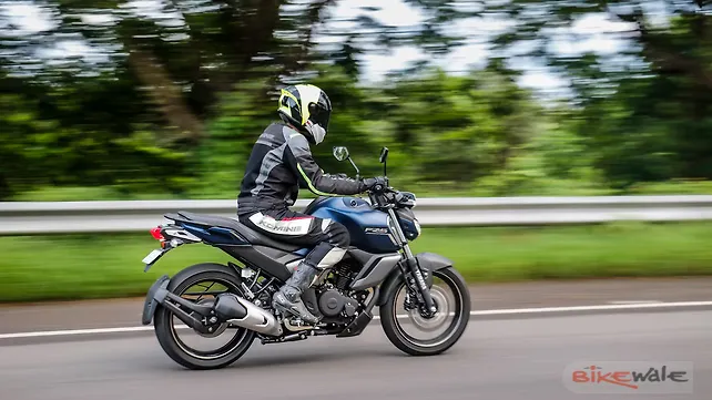 Yamaha FZ S V3 Action