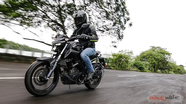 Yamaha MT 15 Action