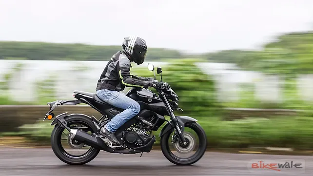 Yamaha MT 15 Action