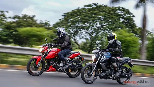 Yamaha-FZ-S-V3-TVS-Apache-RTR-160-4V-Action