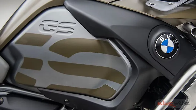 BMW R1250GS Adventure Road Test Review - BikeWale