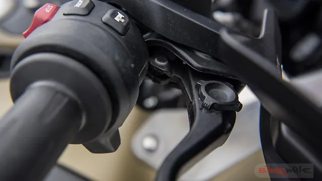 BMW R1250GS Adventure Road Test Review - BikeWale