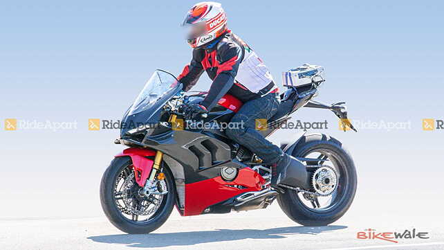 Ducati Panigale V4 Superleggera spied