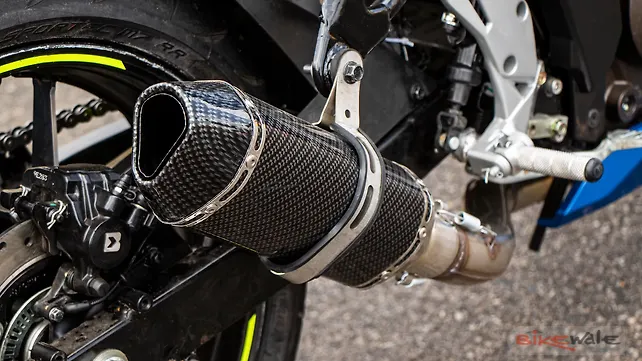 Suzuki Gixxer 250 Action Suzuki Gixxer 250 Action