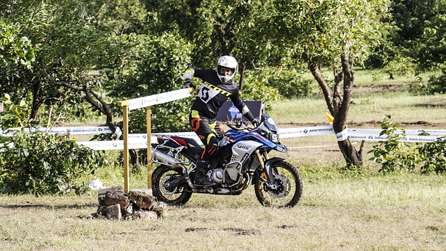 Bmw r1200gs off online road