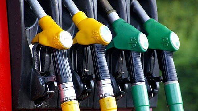 Petrol, diesel price cuts add to oil marketing companies' losses 