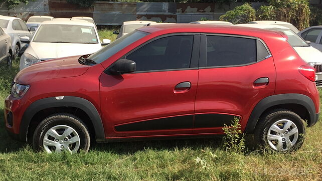 Renault Kwid makes it to dealership stockyards