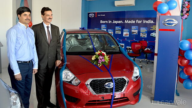 Nissan inaugurates a new dealership in Kashmir