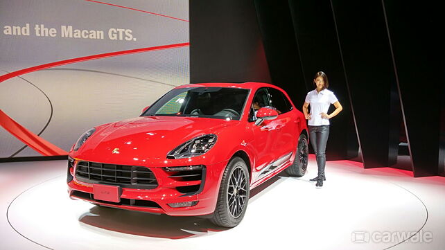 Porsche Macan GTS revealed at 2015 Tokyo Motor Show