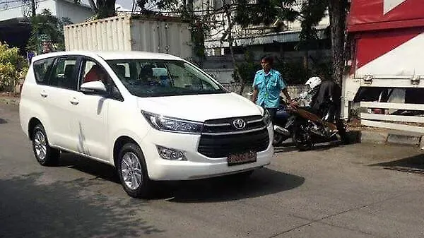 New Toyota Innova spotted on Indonesian roads ahead of global debut New Toyota Innova spotted on Indonesian roads ahead of global debut