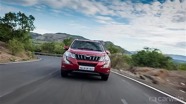Mahindra XUV500 AT launched in India at Rs 15.53 lakh Mahindra XUV500 AT launched in India at Rs 15.53 lakh
