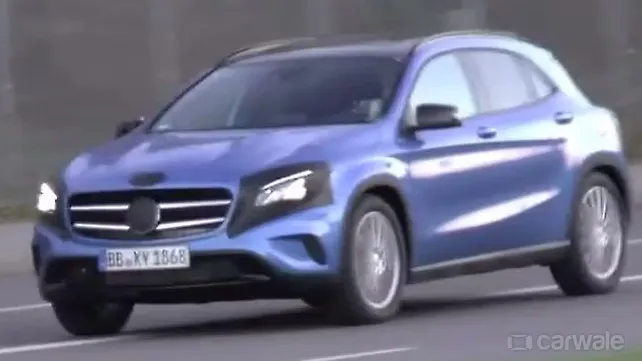 Mercedes GLA facelift spotted testing Mercedes GLA facelift spotted testing