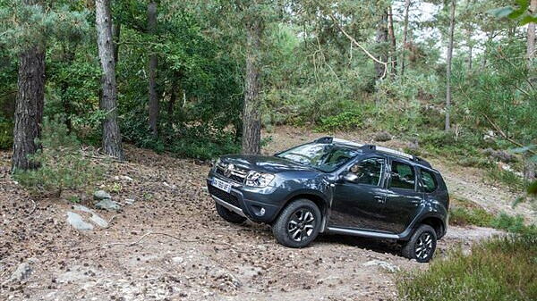 Renault Duster facelift to go into production next month
