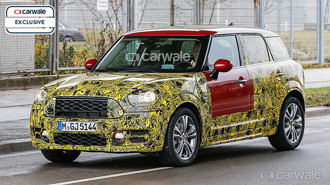 2017 Mini Countryman spied in Europe