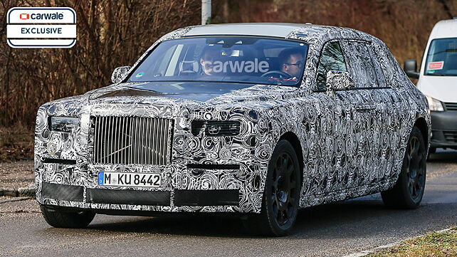 Rolls-Royce Phantom successor spied