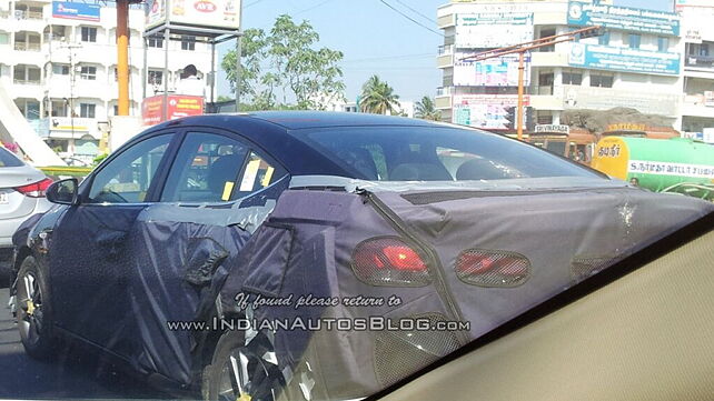 New Hyundai Elantra caught testing in India
