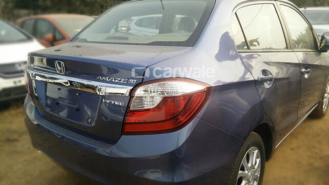 Honda Amaze facelift spied in new blue colour shade