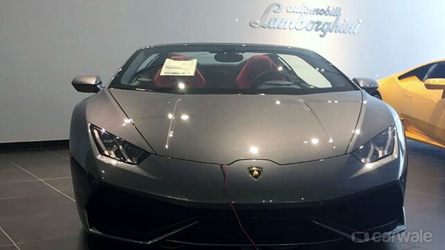 Lamborghini Huracan Spyder previewed in New York