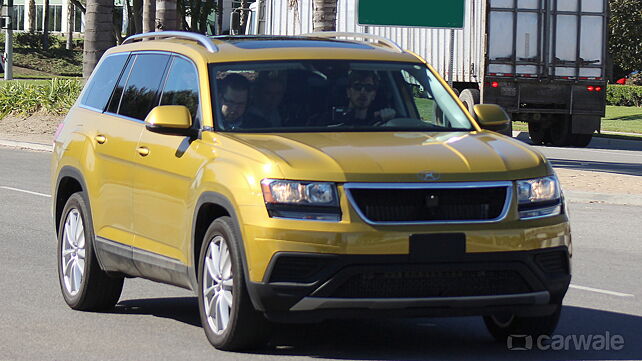 Volkswagen CrossBlue SUV spied testing