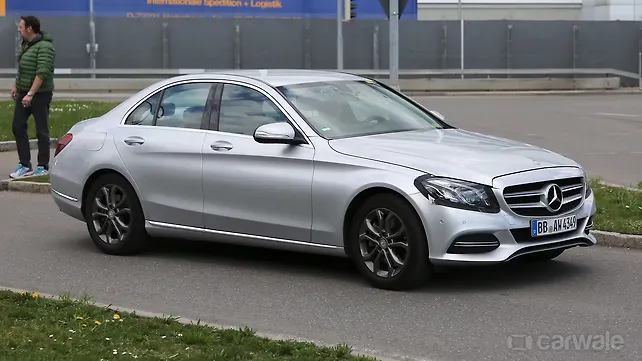 Mercedes-Benz C-Class facelift spotted on test Mercedes-Benz C-Class facelift spotted on test