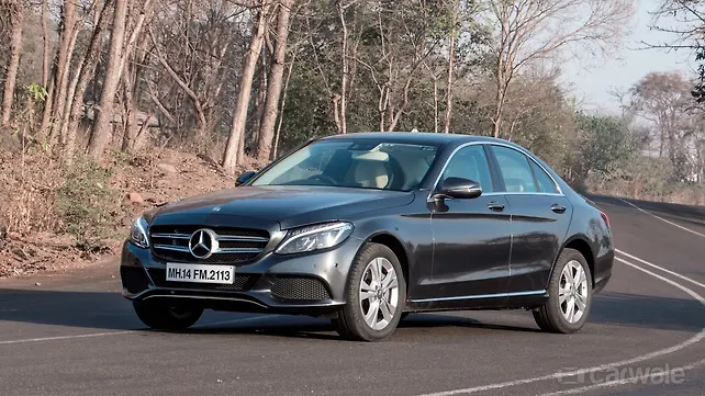 Mercedes-Benz C-Class [2014-2018] Left Front Three Quarter