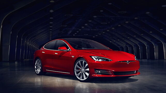 Tesla unveils facelifted Model S