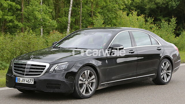 Mercedes-Benz S-Class facelift spied on test