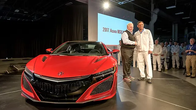 First 2017 Honda (Acura) NSX rolls off the production line First 2017 Honda (Acura) NSX rolls off the production line