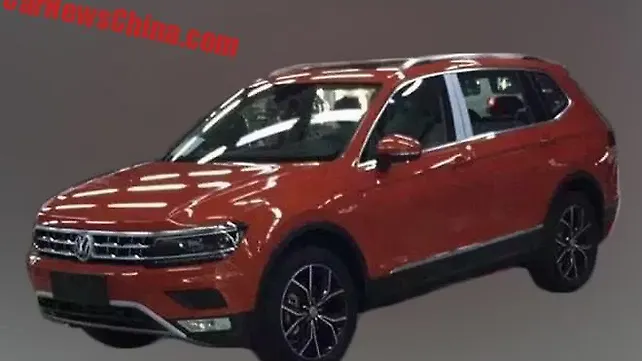 Long wheelbase Volkswagen Tiguan spied Long wheelbase Volkswagen Tiguan spied