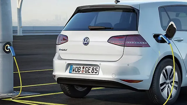 VW to reveal 400-plus range EV at the Paris Motor show VW to reveal 400-plus range EV at the Paris Motor show