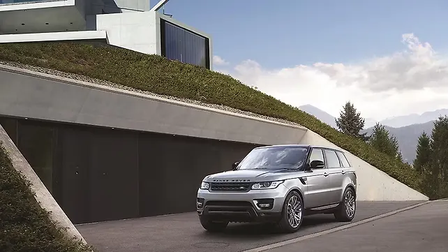 Range Rover Sport gets 2-litre diesel and 3-litre petrol engine options Range Rover Sport gets 2-litre diesel and 3-litre petrol engine options