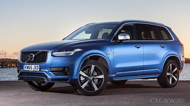 Volvo may build a cheaper XC90 T8 hybrid with seven seats