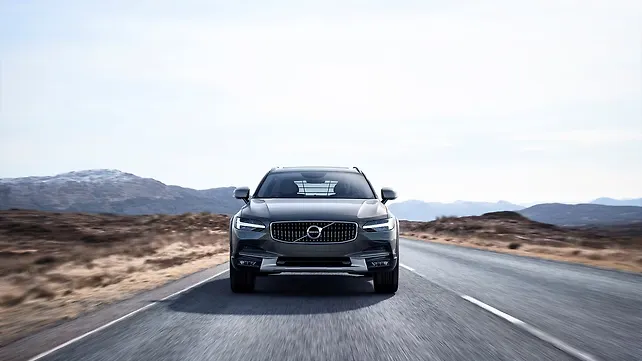 India-bound Volvo V90 Cross Country revealed India-bound Volvo V90 Cross Country revealed