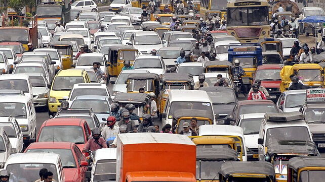 One car per family policy for Mumbai likely to be introduced