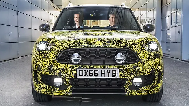 Mini previews its first plug-in hybrid model Mini previews its first plug-in hybrid model