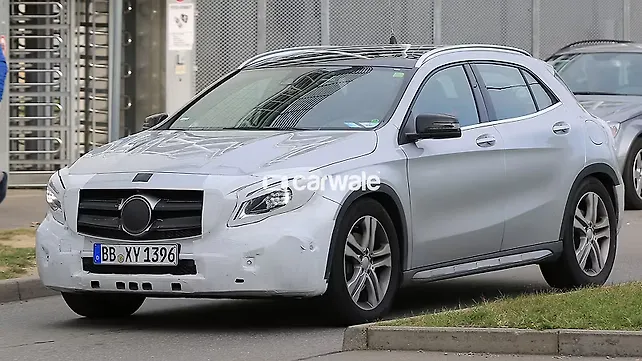 Mercedes-Benz GLA facelift spied on test in Germany Mercedes-Benz GLA facelift spied on test in Germany