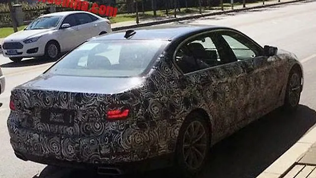2017 BMW 5 Series long wheelbase model spied 2017 BMW 5 Series long wheelbase model spied